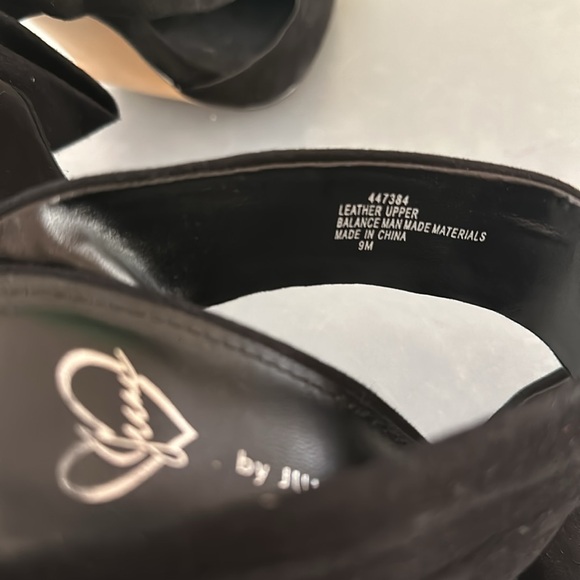 June Ambrose high heels - Picture 6 of 6